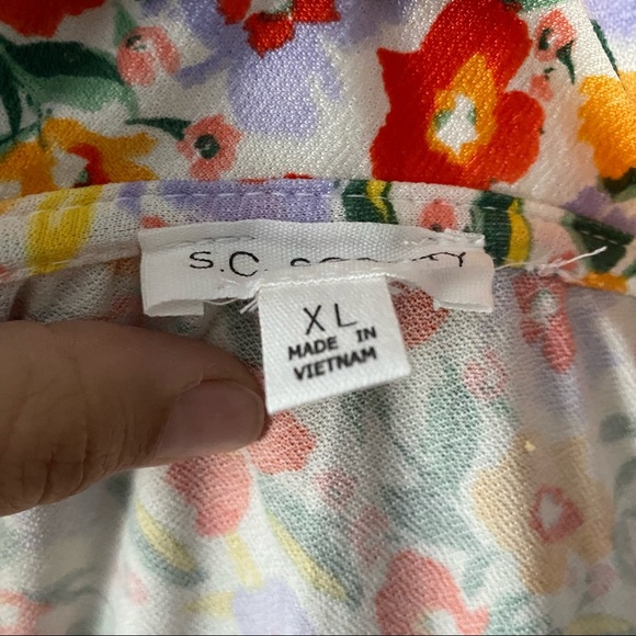 NWT S.C. Society Cropped Floral Peasant Top - Picture 6 of 9